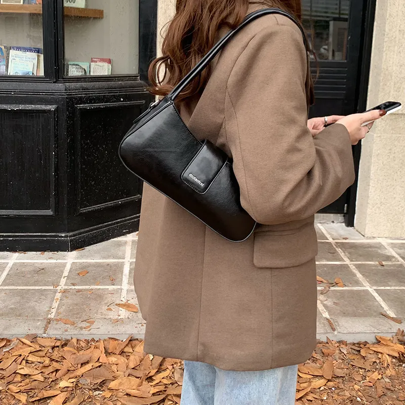 Bolsa de mano clásica tipo baguette portátil y casual para chicas y mujeres