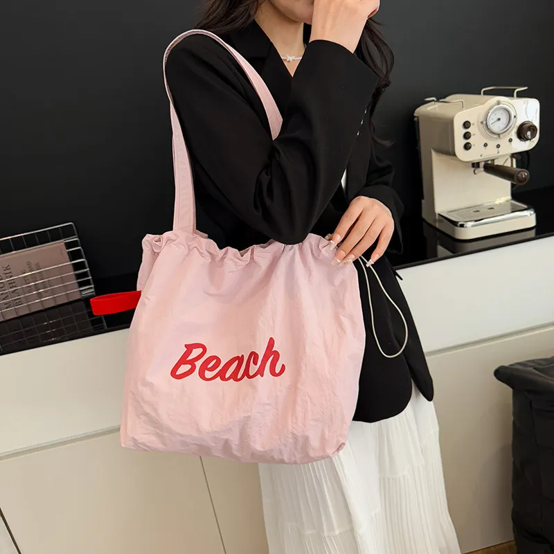Bolsa de compras personalizada para damas, bolsa de playa ligera de nylon con cordón para mujeres, verano
