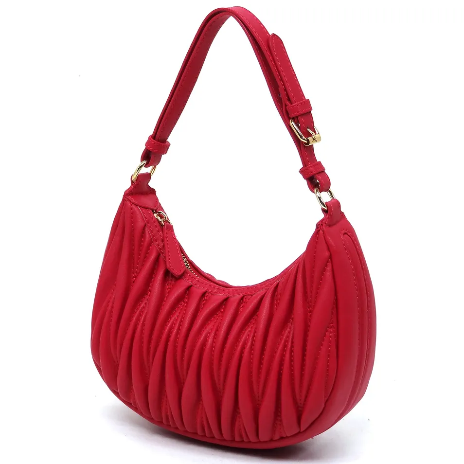 Bolso de Hombro Chevron Acolchado de Moda en Diseño Elegante de Hobo