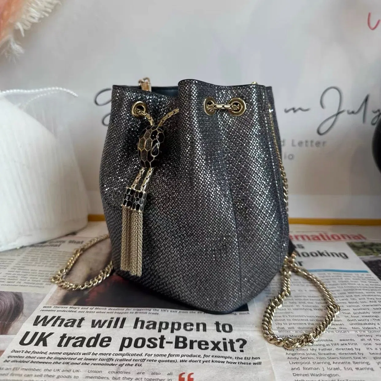 Bolso Clásico Réplica para Mujeres Estilo Cubo Venta al por Mayor Fábrica Productos Meticulosamente Elaborados La Primera Opción para Fashionistas