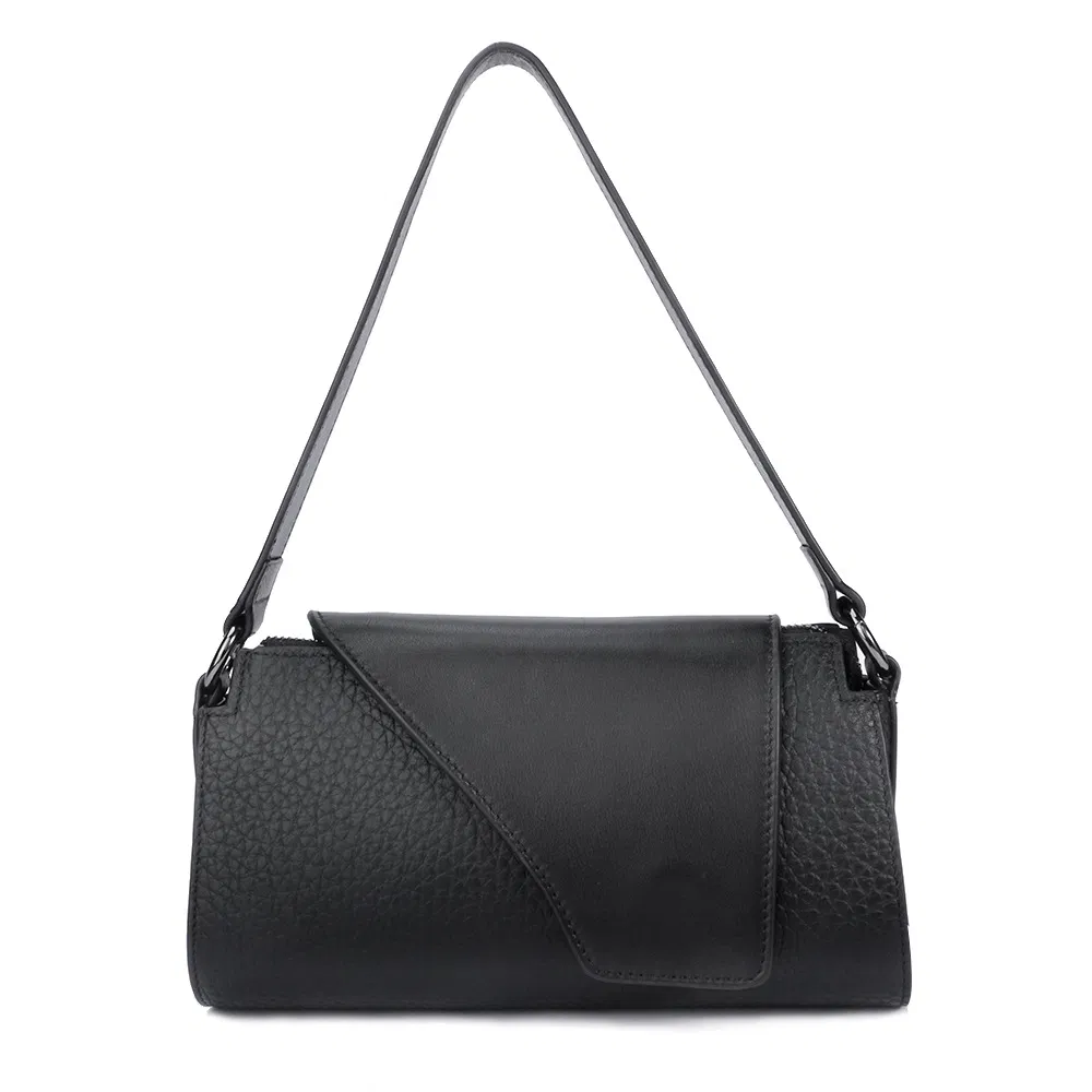 2026 Bolsa baguette de cuero negro minimalista con solapa asimétrica, bolso de hombro para uso diario