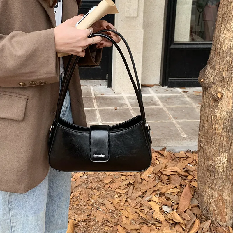 Bolsa de mano clásica tipo baguette portátil y casual para chicas y mujeres