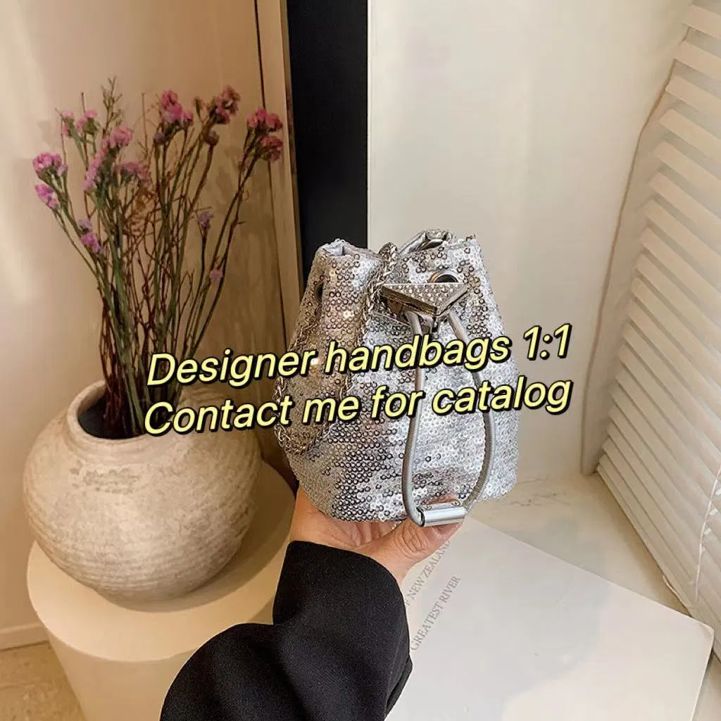 2024 Nueva tienda en línea de réplicas de bolsos de lujo para damas con diseño personalizado de logo, bolso de mano de cuero PU, bolso de hombro de moda para mujeres, bolso tote para damas