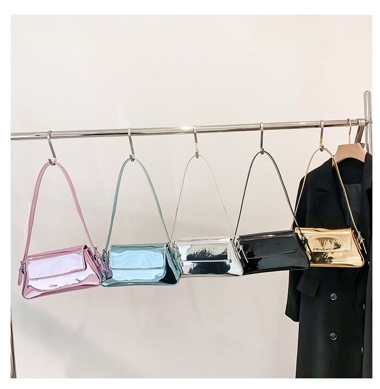 Bolso baguette de mujer de charol elegante, textura brillante, bolso de hombro y axila