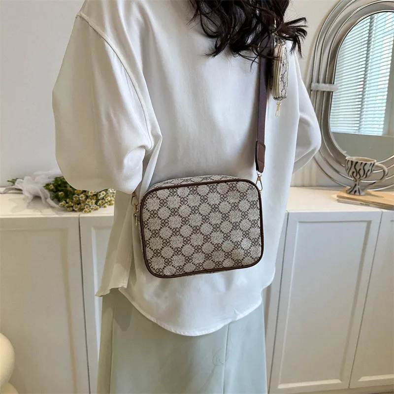 Bolso de mano pequeño de mujer de cuero PU de diseñador de lujo