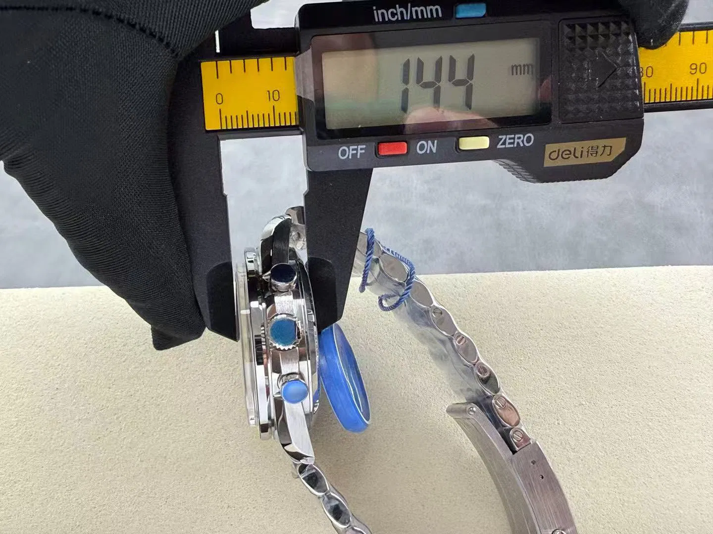 Reloj Profesional Super Serie de Acero Lunar con Luminiscencia y Cronometraje Impermeable 42mm Caja de Acero Inoxidable