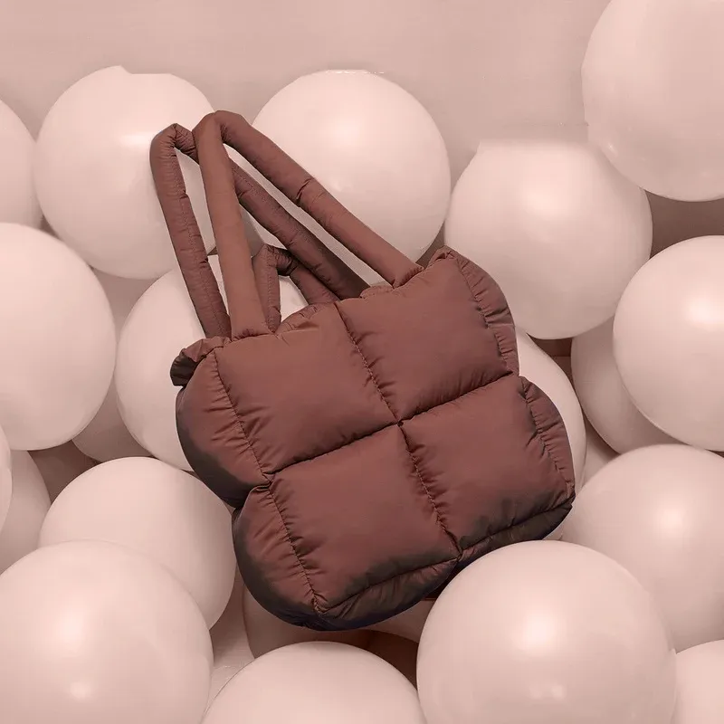 Especificaciones de bolso acolchado