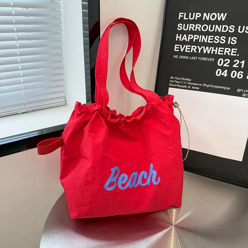 Bolsa de compras personalizada para damas, bolsa de playa ligera de nylon con cordón para mujeres, verano