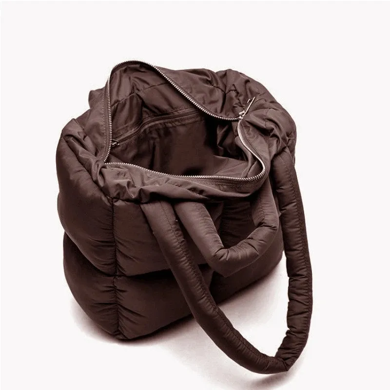 Especificaciones de bolso acolchado