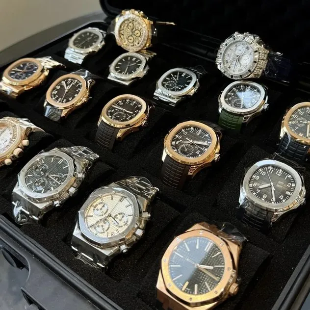 Omg Reloj de Lujo Multifuncional con Luz Nocturna Movimiento Suizo de la Fábrica Lunar Dial