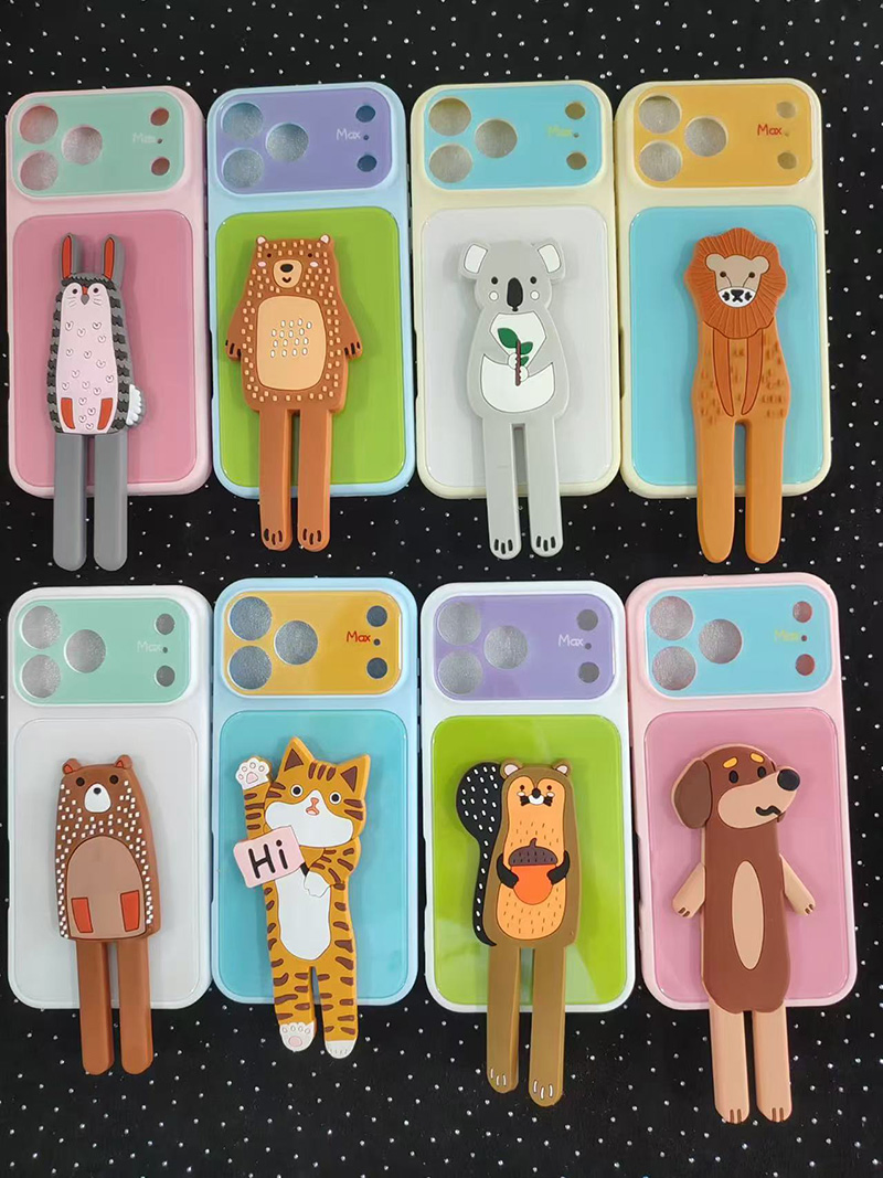 Fábrica personalizada linda funda de teléfono de oso búho koala león gato 3D de dibujos animados con patas largas para iPhone 18 PRO Max
