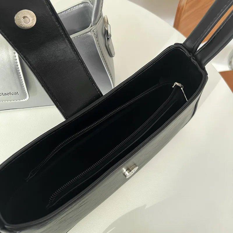 Bolsa de mano clásica tipo baguette portátil y casual para chicas y mujeres