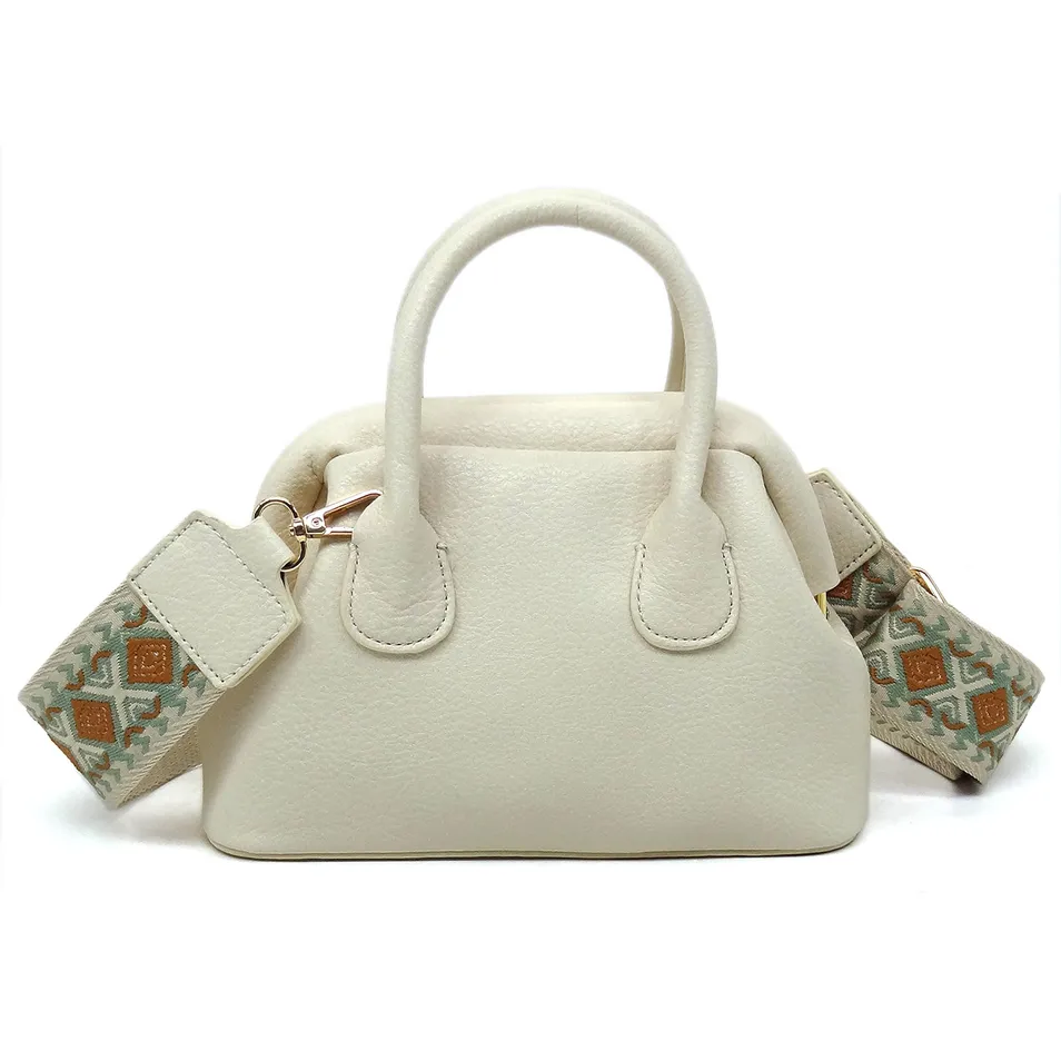Bolsa de hombro cruzada detalle