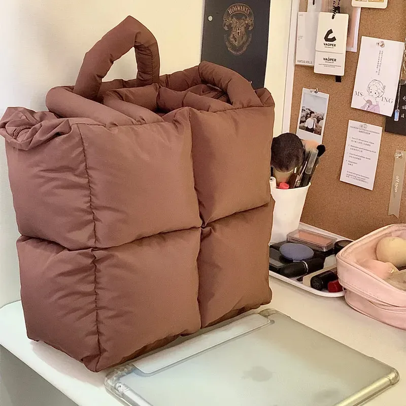 Especificaciones de bolso acolchado