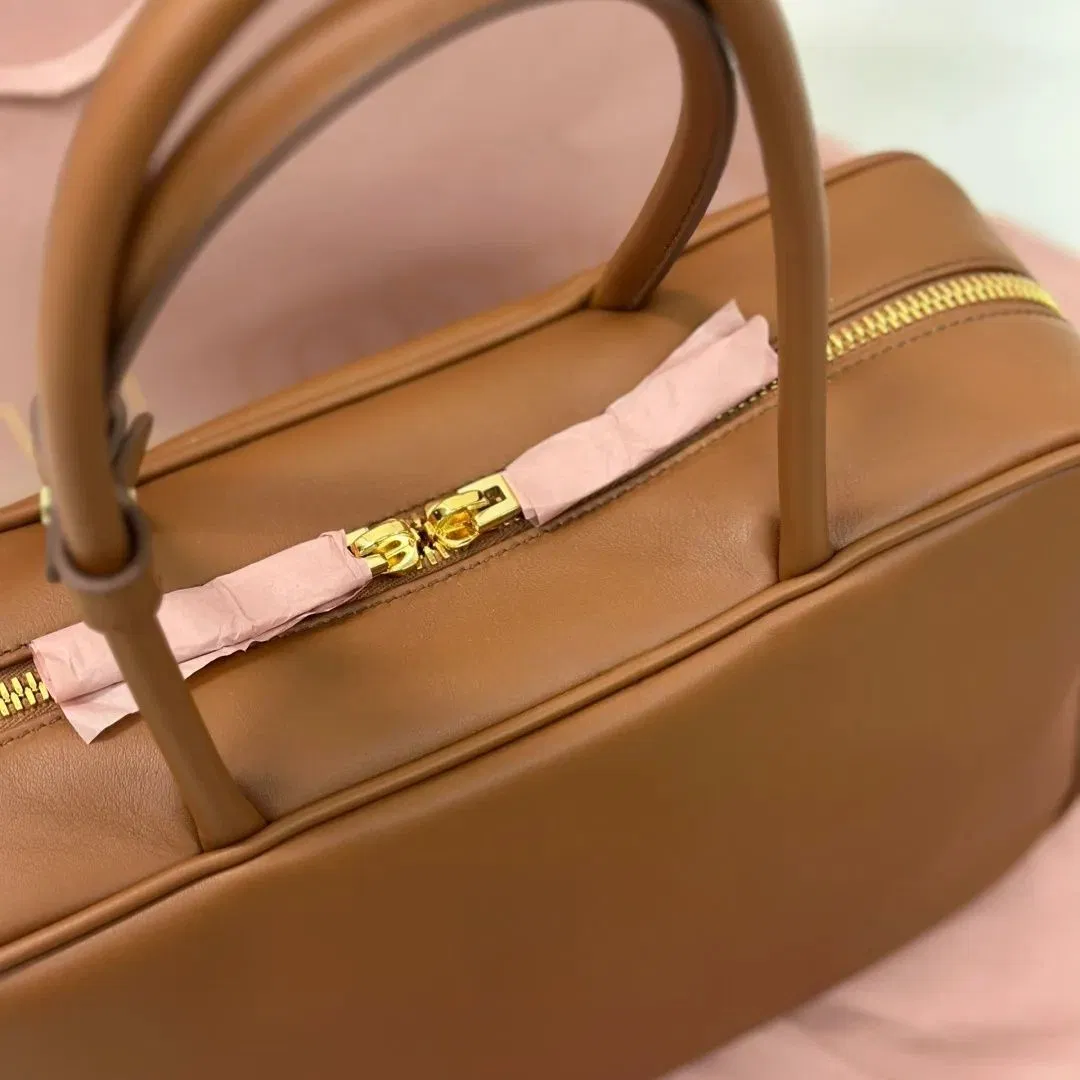 Nueva llegada bolso estructurado para mujer estilo médico de cuero con asa superior, bolso de lujo de vieja escuela para mujer
