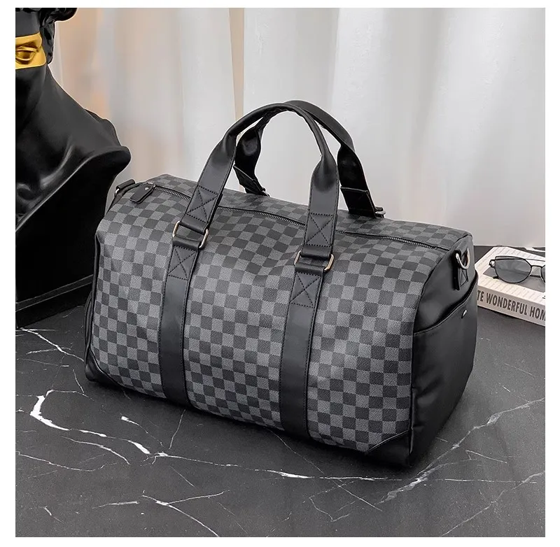 2025 Gran bolsa de viaje de cuero PU para hombres