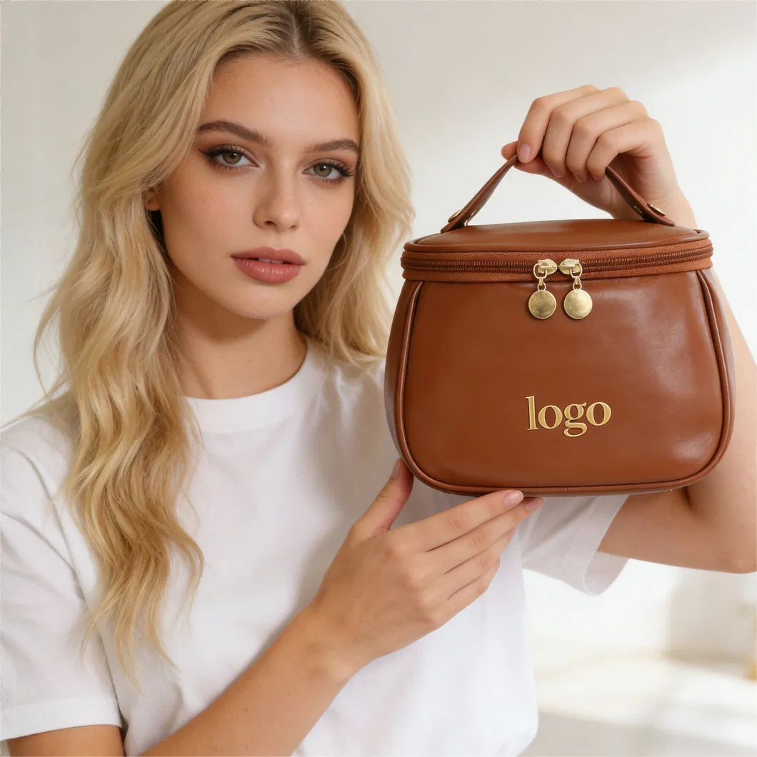 Bolsa de cosméticos toiletry de gran capacidad, portátil, a prueba de agua, de moda, con logotipo personalizado, clara, de PU, para brochas de maquillaje y cuidado de la piel, multi funcional