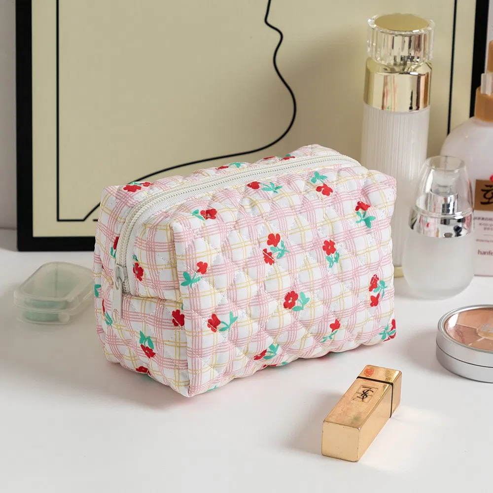 Bolsa de almacenamiento de maquillaje cosmético acolchada floral de gran capacidad para viajes