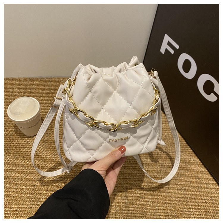 Bolsa de cubo casual al por mayor para mujeres, linda lencería, nueva bolsa de hombro cruzada con cordón