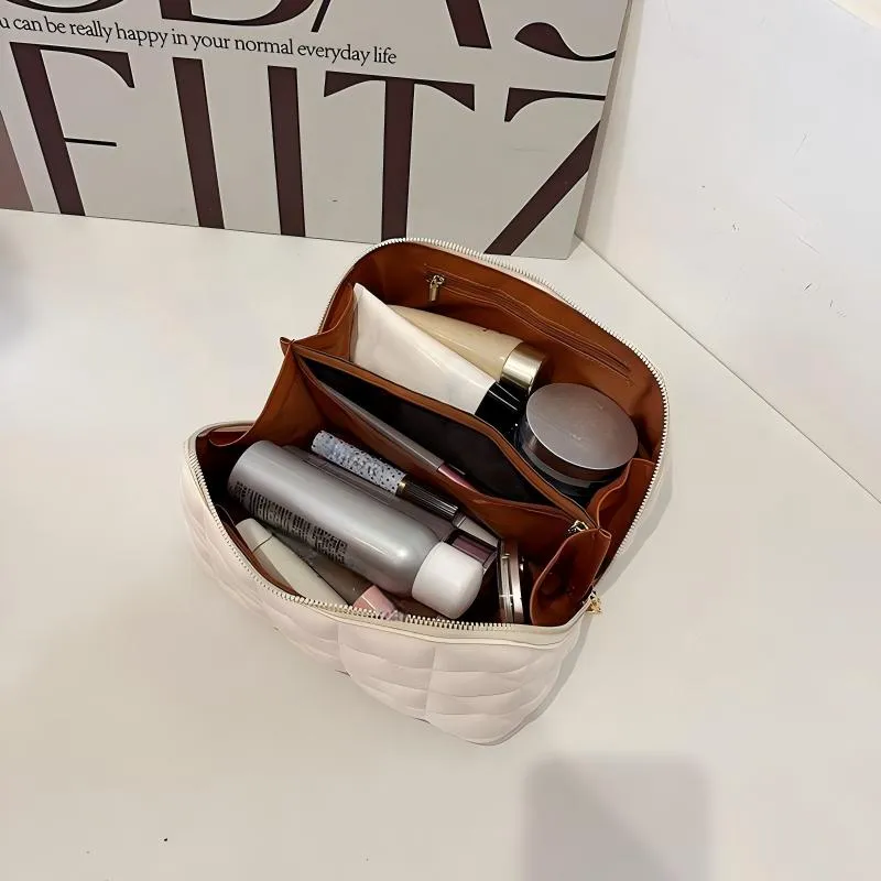 Detalle de bolsa de cosméticos 2