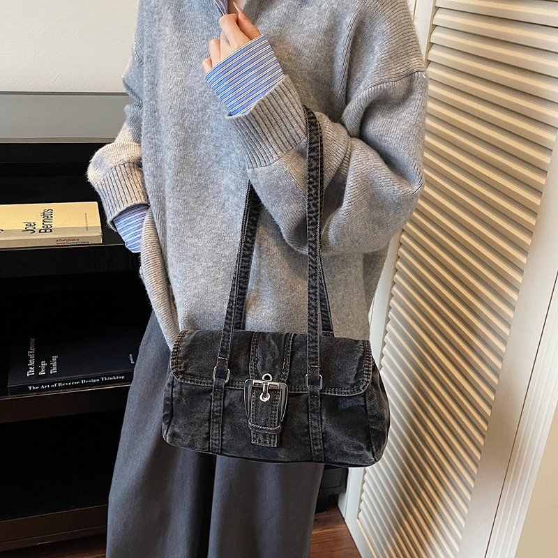 Bolso de hombro de mezclilla tipo baguette, cinturón de nicho para commuting