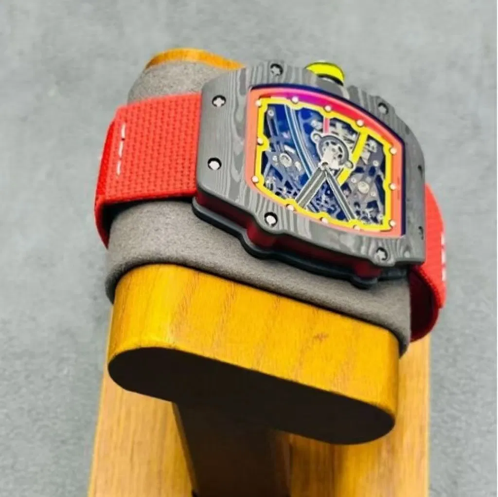 Reloj Super Clone 7.8 mm Ultra Delgado Construcción Deportiva 1: 1 Reloj Réplica Lunar Marcadores Horarios Luminiscentes