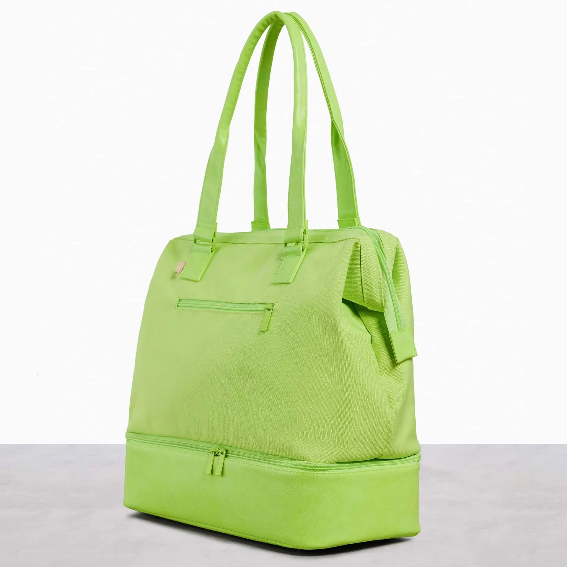 Bolso de fin de semana elegante y resistente para mujeres viajeras