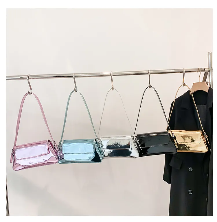 Bolso baguette de mujer de charol elegante, textura brillante, bolso de hombro y axila