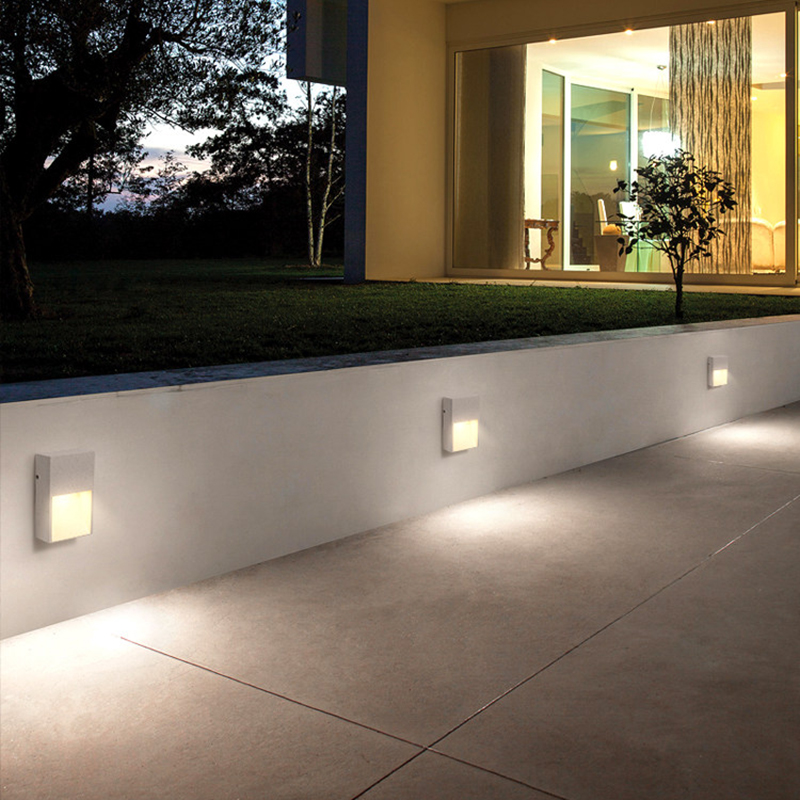 Factory Custom Square Cement Outdoor Wall-mounted Step Light Architectural Outdoor Wall Light Outdoor Pathway Wall Light
