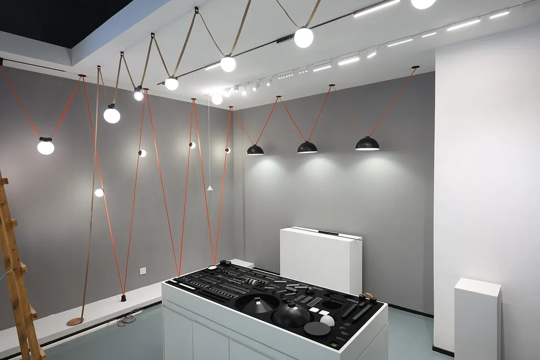 Showroom 2