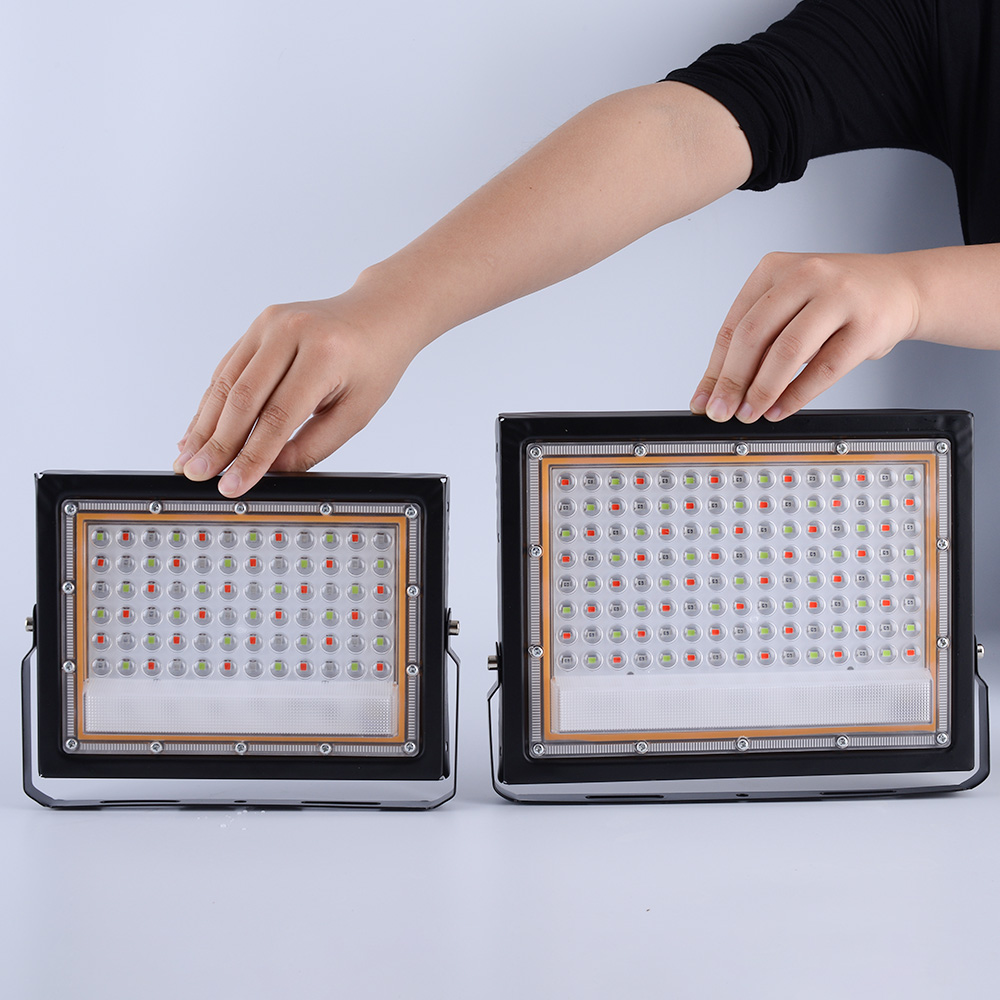 Modern Led RGB Flood Light Iron 50w/100w High Heat Dissipation 185v-265V Adjustable for Outdoor Courtyard &amp; Street Floodlight