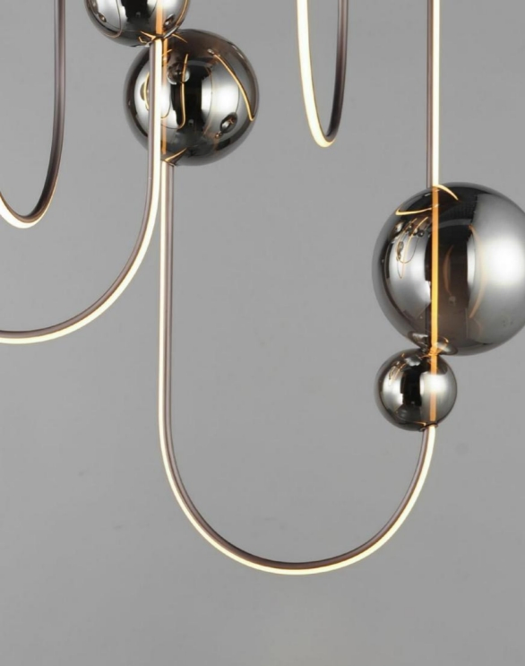 Stylish Brass Pendant Light for Contemporary Living Room Design