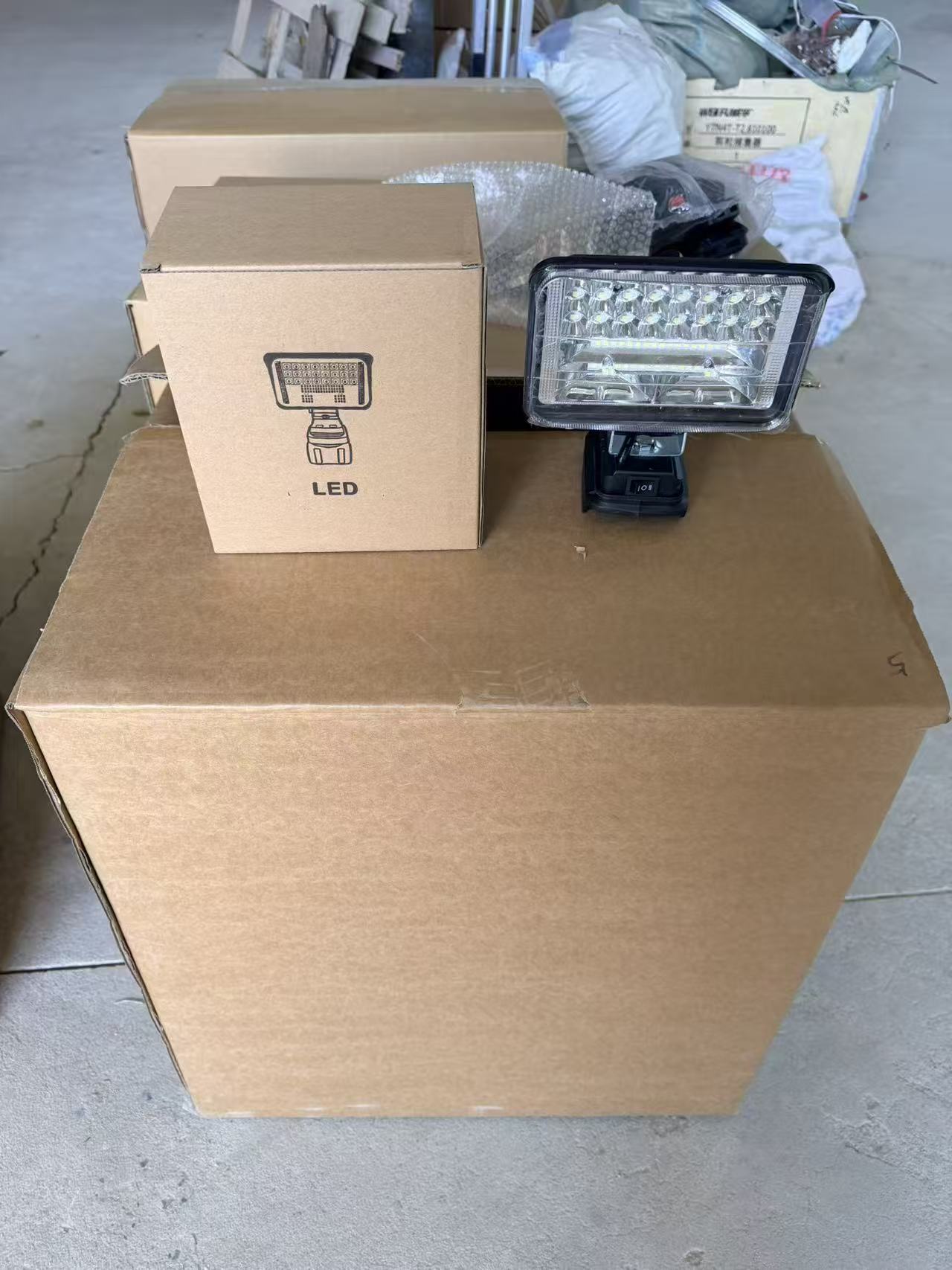 Super Bright 2400LM 15W 4 Inch 30 LED Light Outdoor Camping Field Emergency Orchard Work Lighting