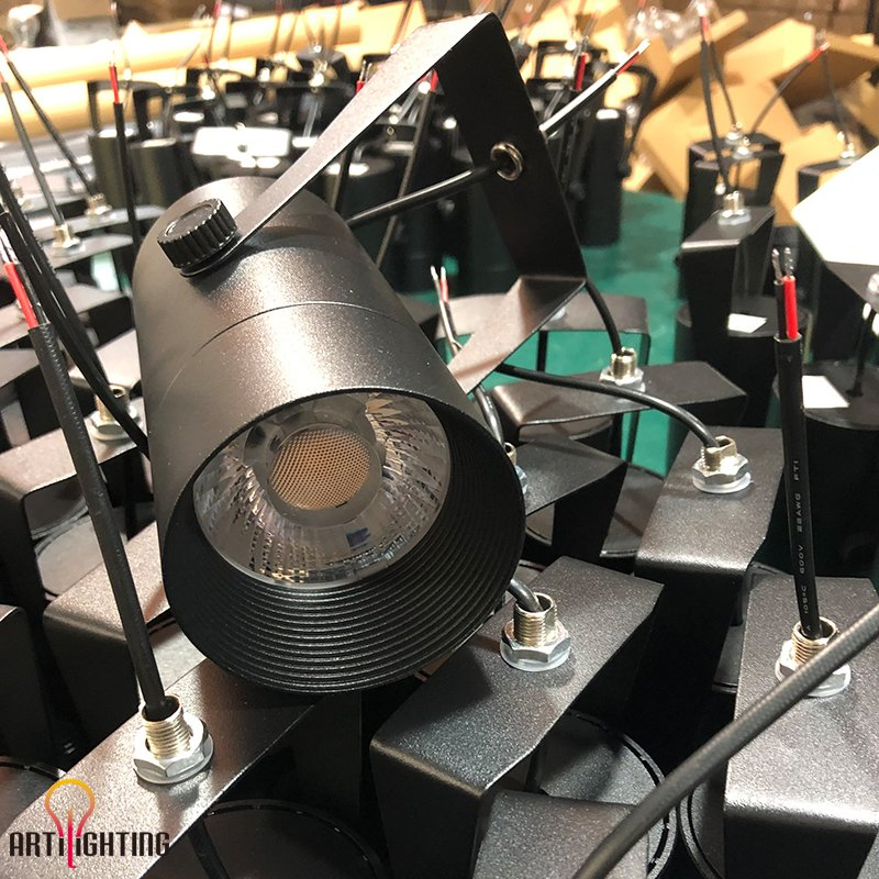 Surface Mounted Outer Driver Without Rail Box 25W 30W Exhibition Hall COB LED Track Lighting for Clothing Store Milk Tea Shop