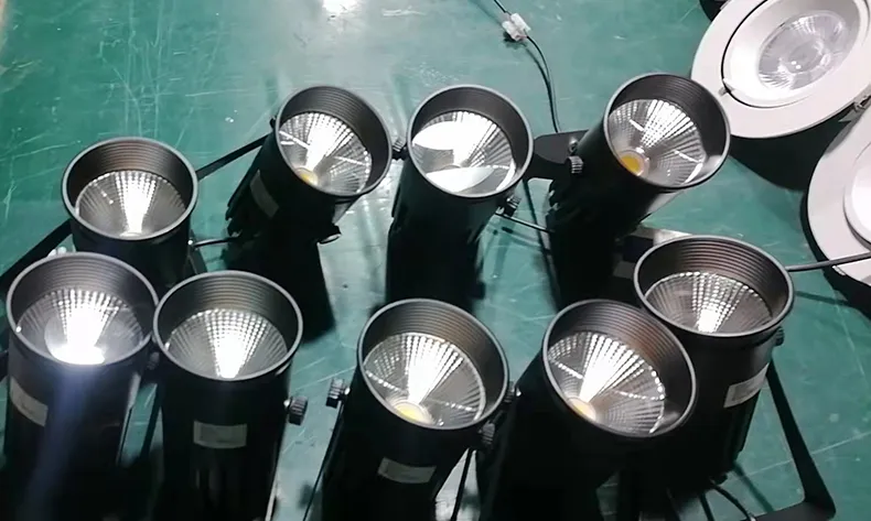 Surface Mounted Outer Driver Without Rail Box 25W 30W LED Track Lighting