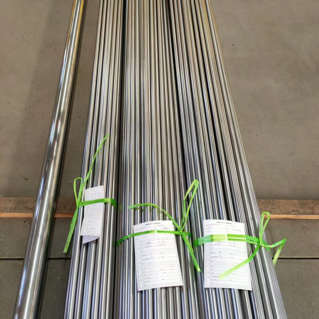 2b Finish for Painting/Coating S30408 Stainless Steel Round Tube for Structural Applications and Construction Projects