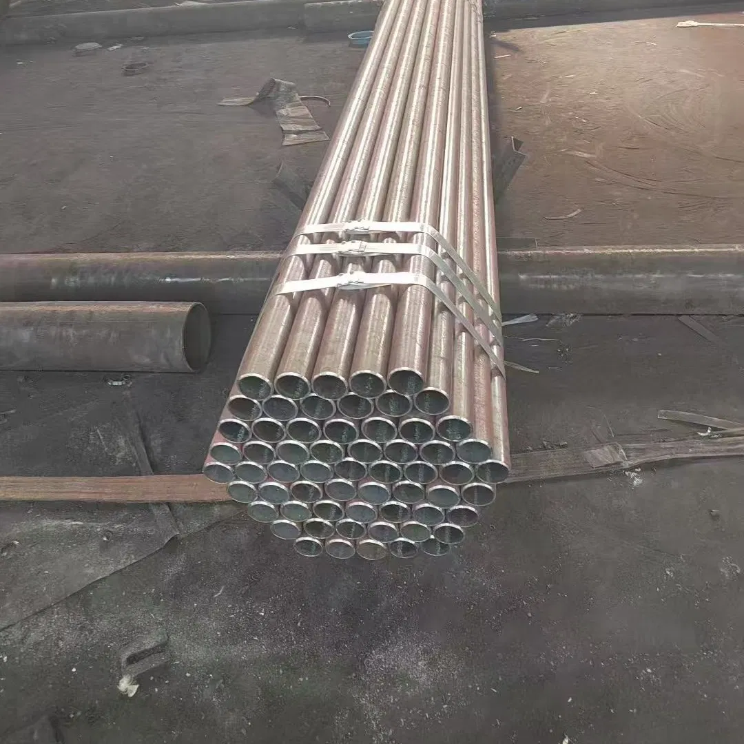 Black Painting/3PE ASTM A106/API 5L Gr. B Seamless Steel Natural Gas/Oil Pipes