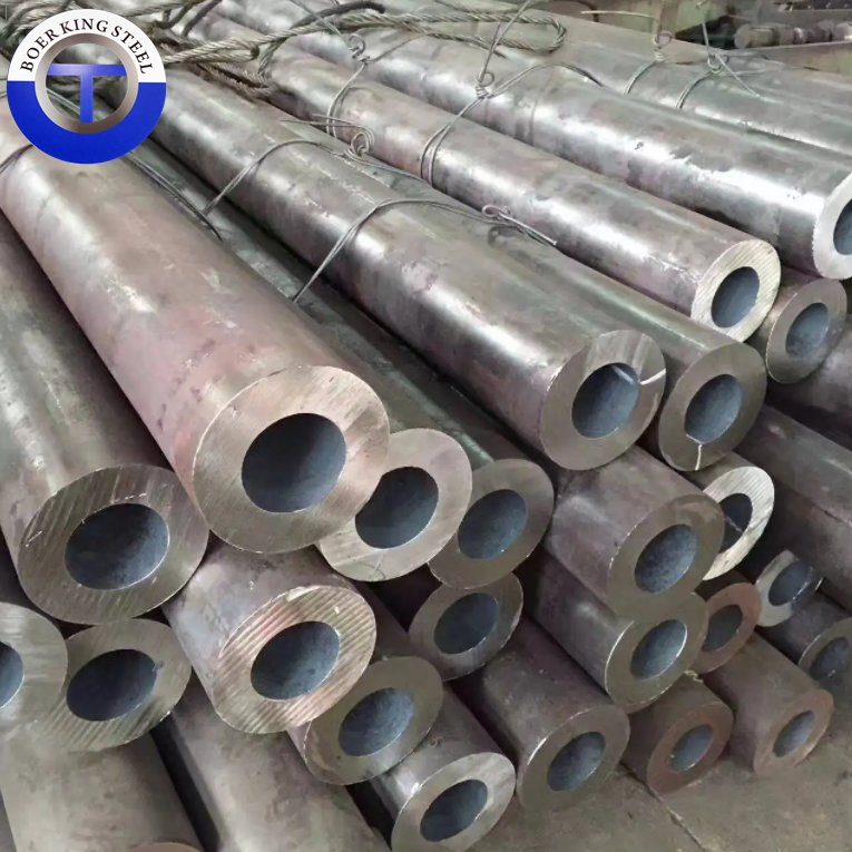 Hot Rolled A106 API5L A53 St37 St52 Sch80 Ss400 S235jr S355 Carbon Steel Seamless Pipe