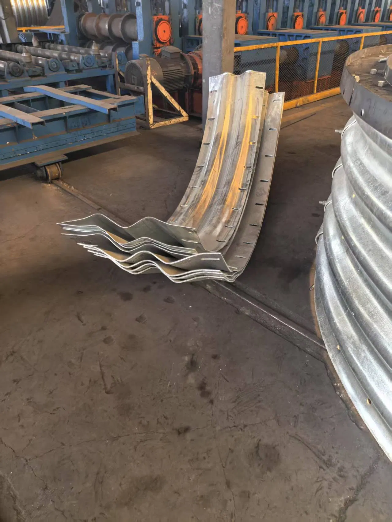 Low Price Large Diameter Galvanized Corrugated Culvert Bridge Drainage Tunnel Corrugated Culvert Steel Pipe