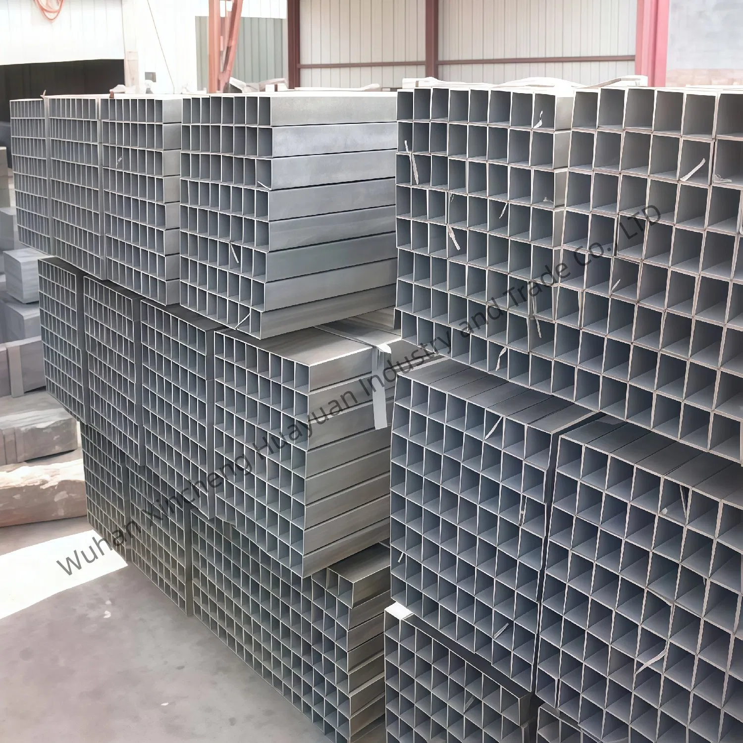 En 10219 S235jrh Galvanized Steel Tube Shs for Mechanical Engineering Projects