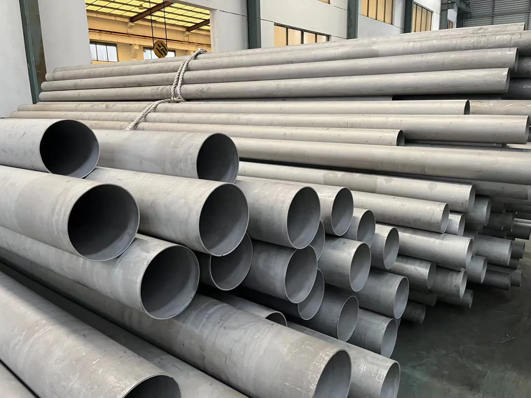 ASTM A312m Hot Rolled S31803 DN80 Sch40 Heat Exchanger Pipe 304L Super Duplex 310S 309S 2507 Square/Round Tubes 201 304 316L 321 Stainless Steel Tube Price