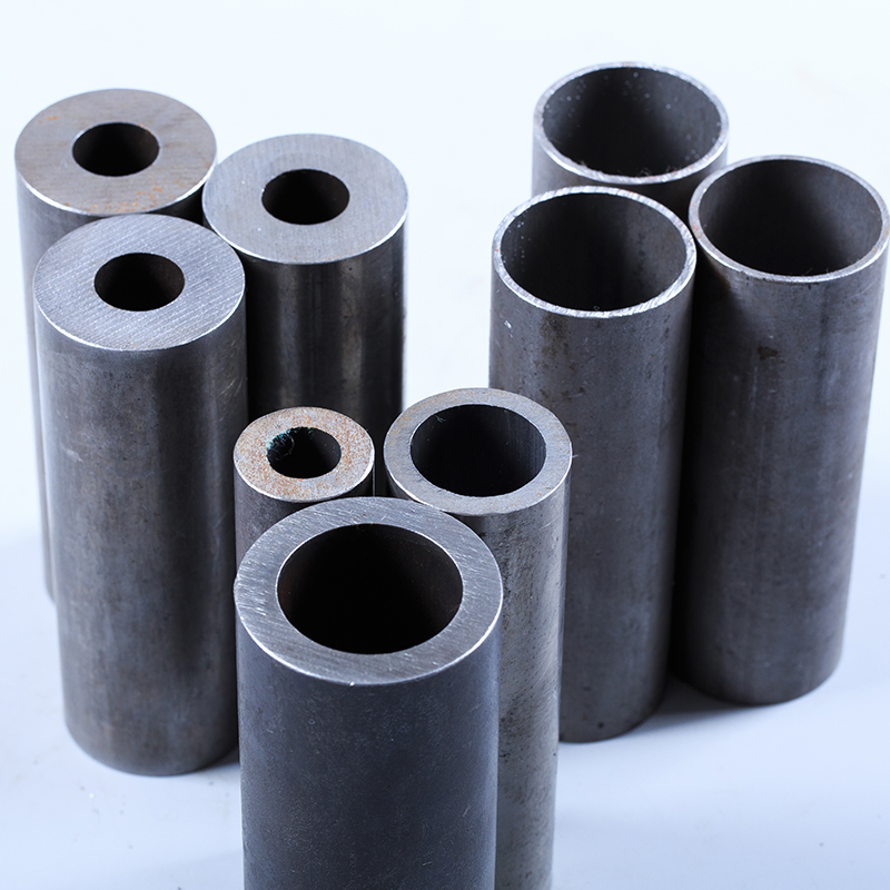 Oil &amp; Petrochemical Industry Customizable Excellent Mechanical Properties Carbon Steel Seamless Steel Pipe