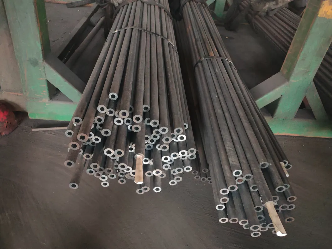 Alloy Steel Tube Image 4