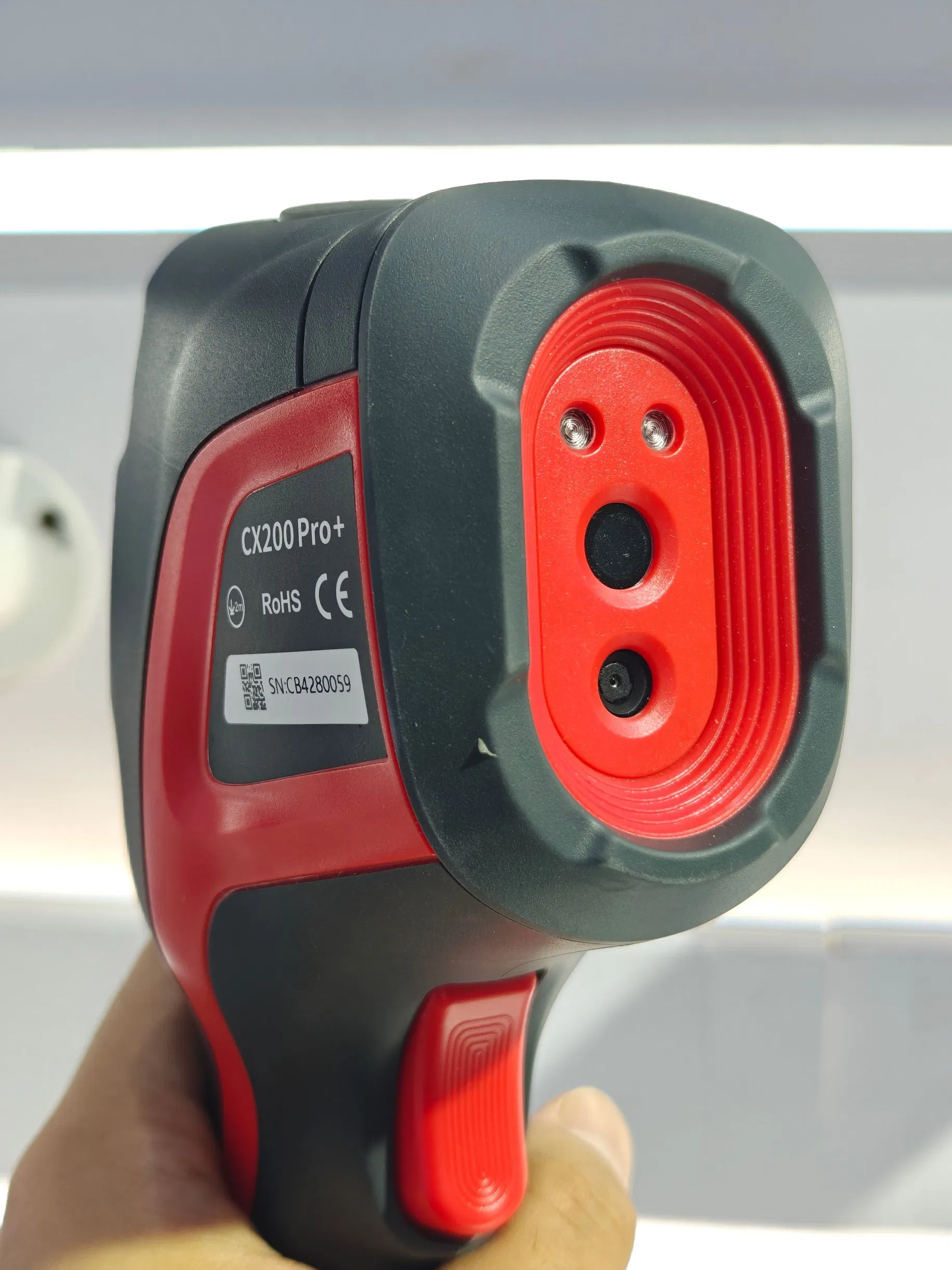 Lightweight Yet Rugged Thermal Imaging Solution with 56° Horizontal Fov and 42° Vertical Fov for Wide-Angle Scans