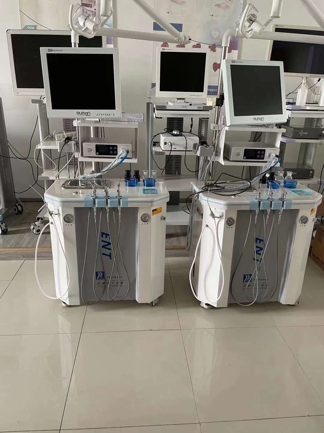 Ouman Medical Ent Treatment Workstation with Surgical Instruments and Chair