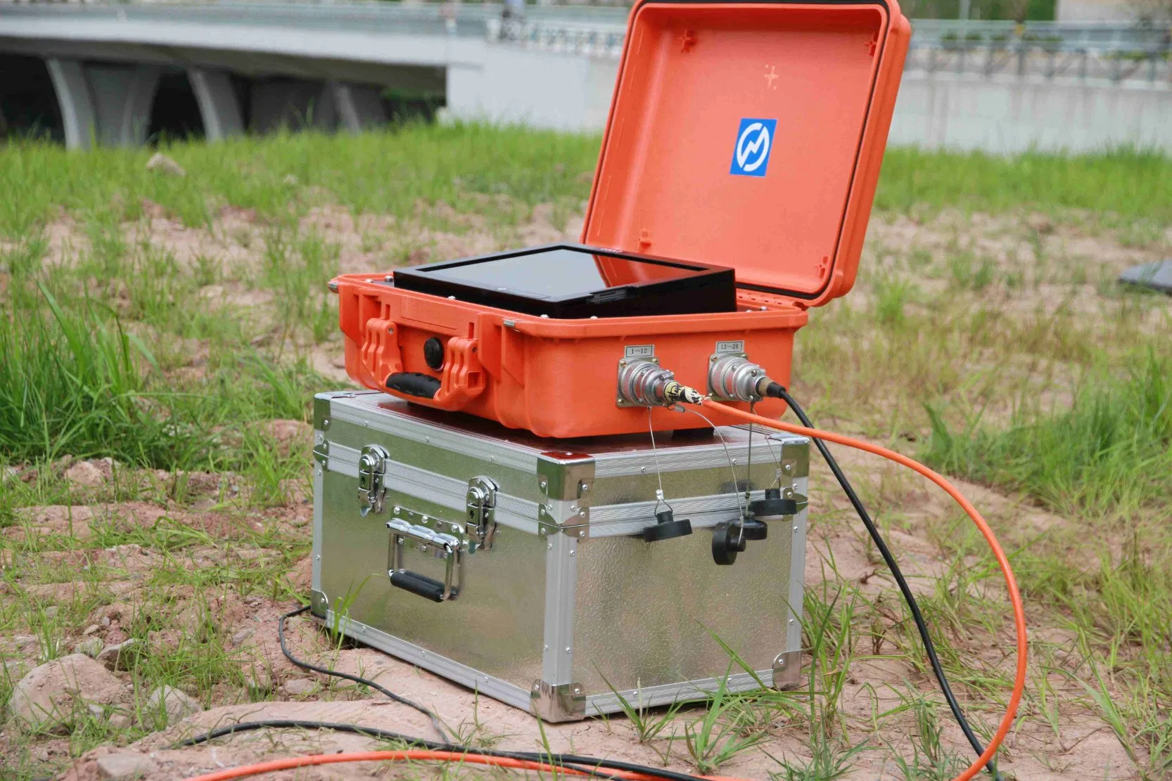 Seismic Wave Analysis Software Underground Seismic Detection Tools Seismic Refraction Measurement Kit