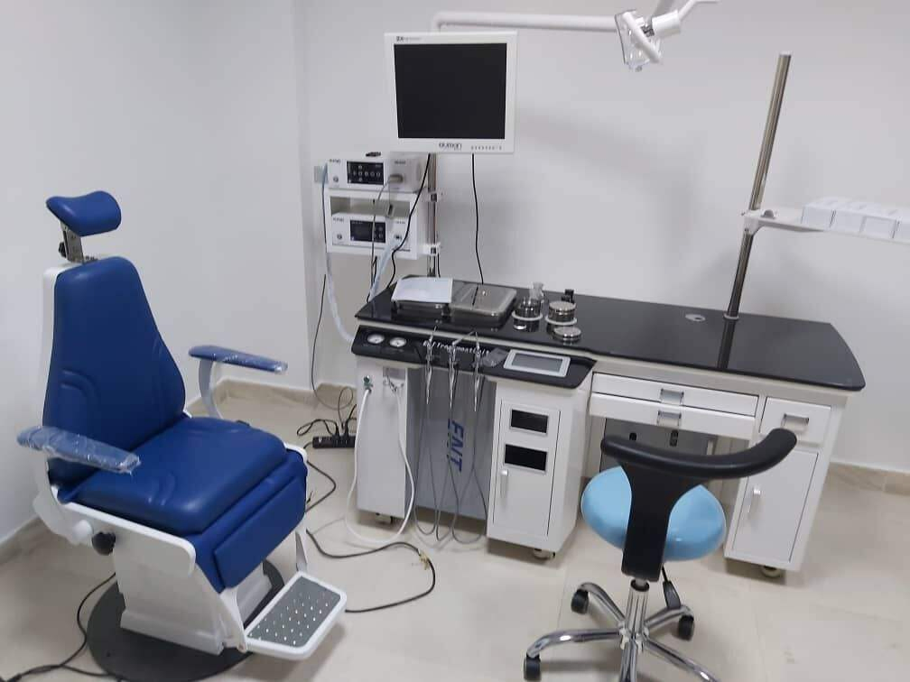 Ouman Ent Treatment Workstation with Medical Examination Table for Hospital Use