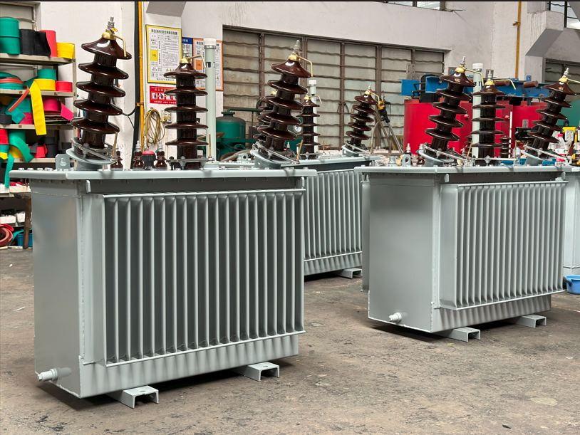 Three-Phase Oil-Immersed Flyback Power Distribution Transformer 11kV/22kV Triple-Winding Coil Aluminum Winding S13 Model Xinhuan