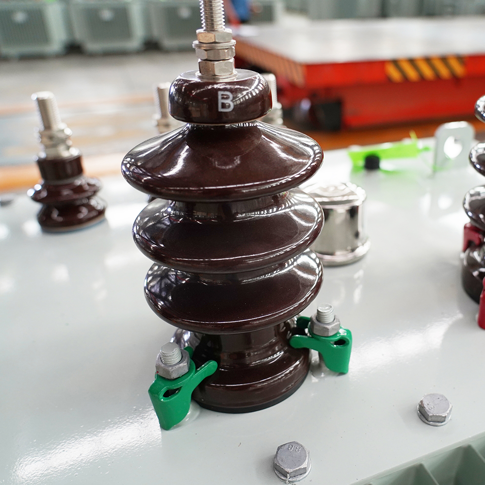 Conservator Oil-Immersed Three Phase Power Transformer 11kV to 35kV with 380V/400V Output and Three Windings