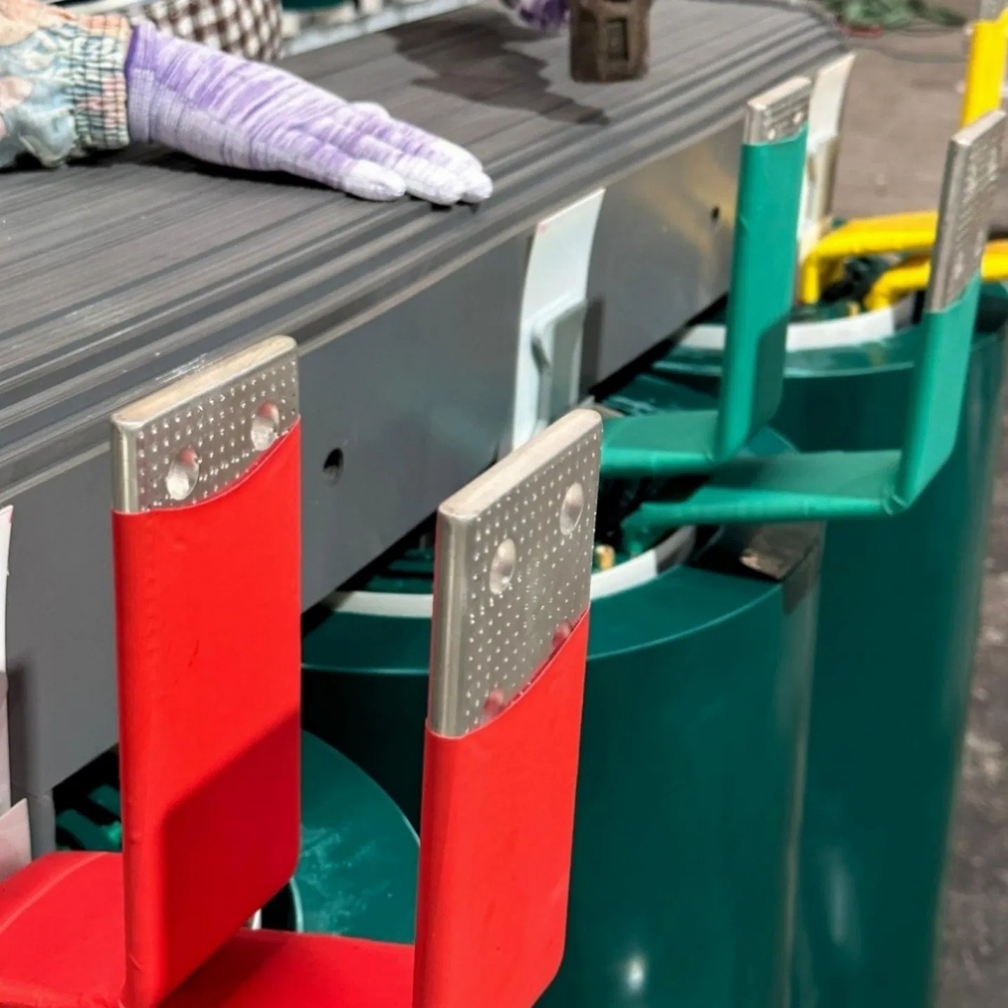 Reliable 3-Phase Distribution Transformer Dry Type Transformer 200kVA Dyn11 with Epoxy Resin Cast Step Down Dry Type Transformer